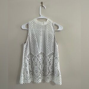 Elegant White Lace Sleeveless Top